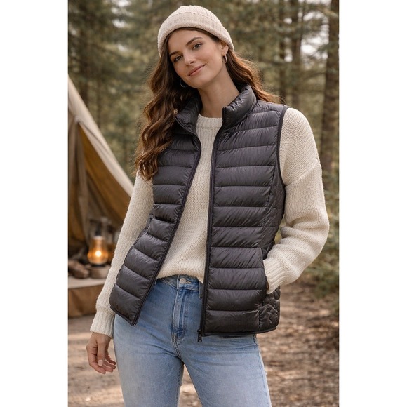 Uniqlo Jackets & Blazers - Uniqlo Ultra Light Down Puffer Vest Women XL Black Water Repellent Full Zip